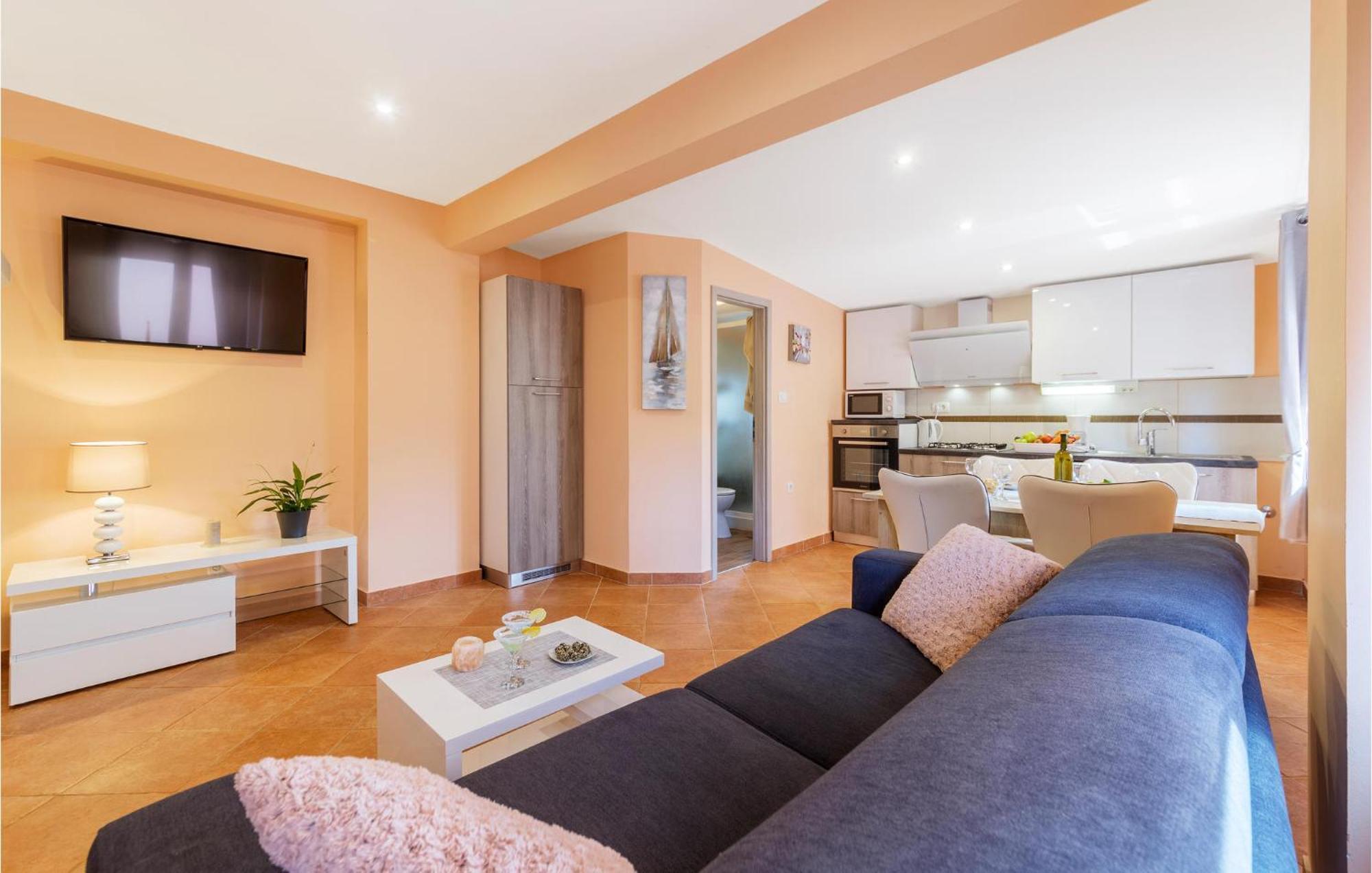1 Bedroom Stunning Apartment In Πούλα Εξωτερικό φωτογραφία