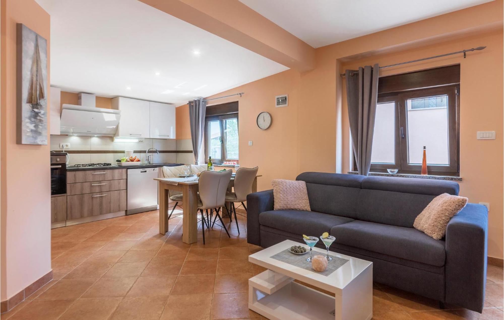 1 Bedroom Stunning Apartment In Πούλα Εξωτερικό φωτογραφία