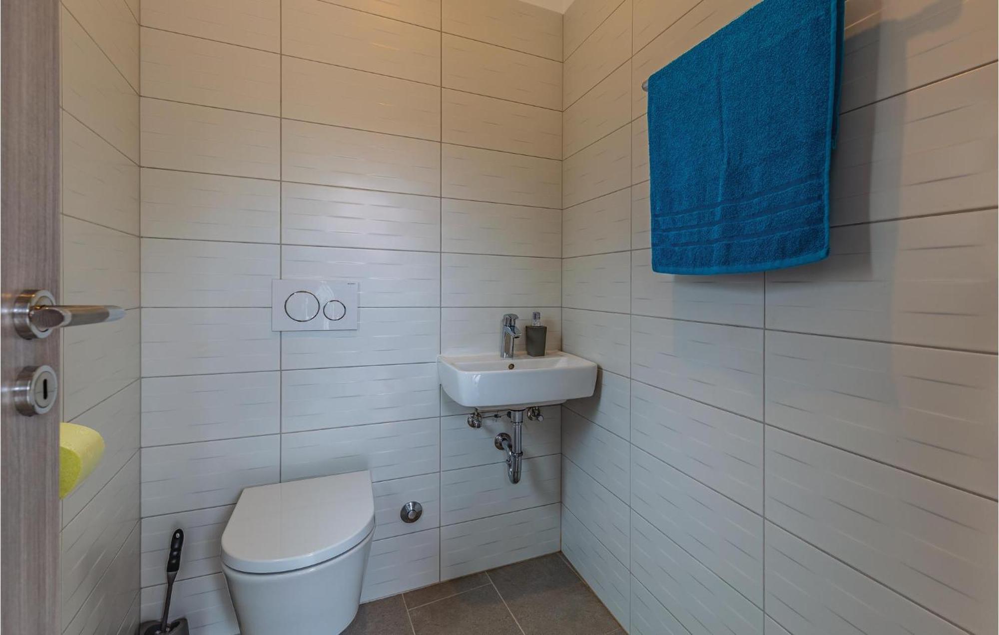 1 Bedroom Stunning Apartment In Πούλα Εξωτερικό φωτογραφία